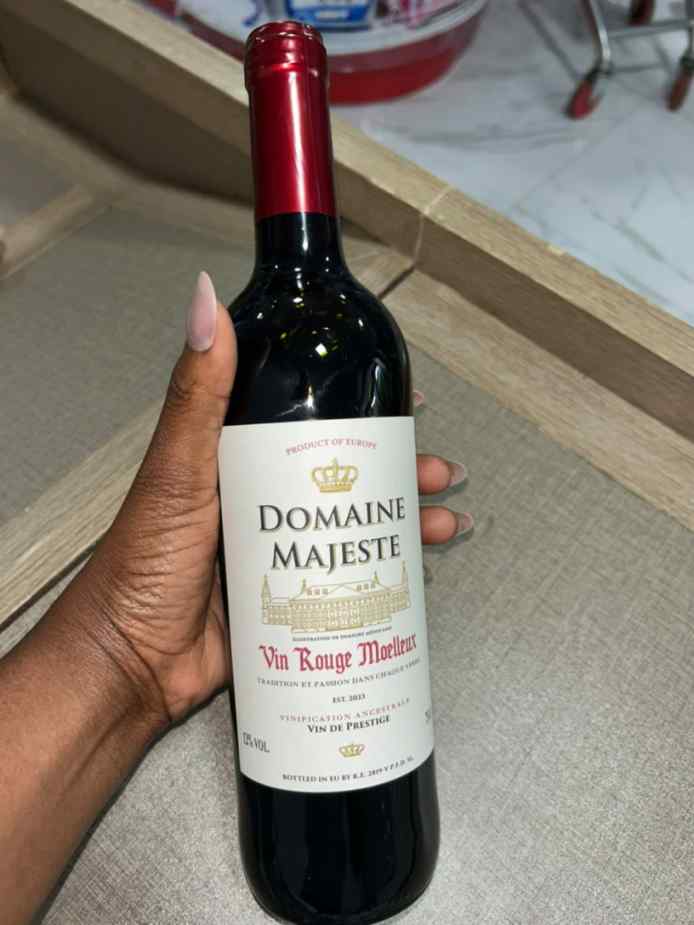 VIN ROUGE DOMAINE MAJESTE